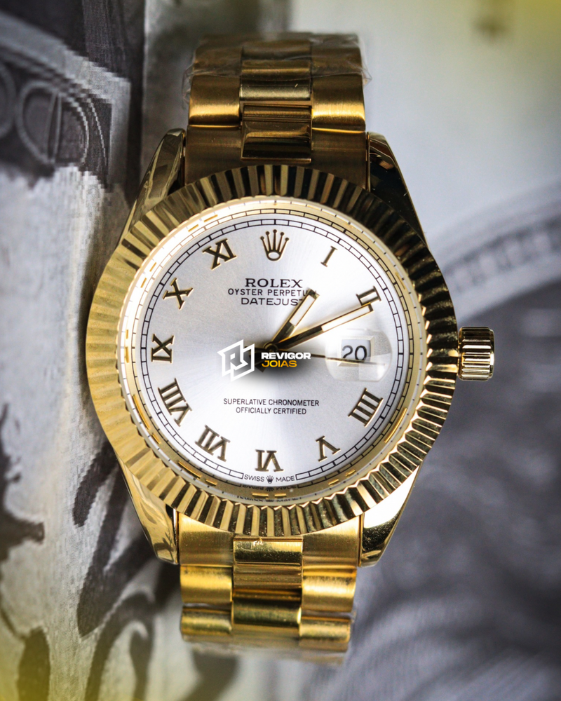 1ª Linha Datejust - Pulseira de Aço Dourado